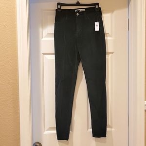 NWT Old Navy black skinny jeans/velvet sheen